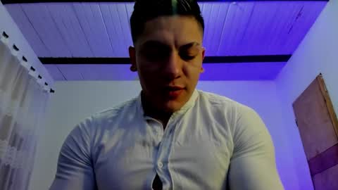 Snapshot of aquiles_51 chatting on January 2025 12:28:01 AM Jonathan online show from January 2025 12:28:01 AM