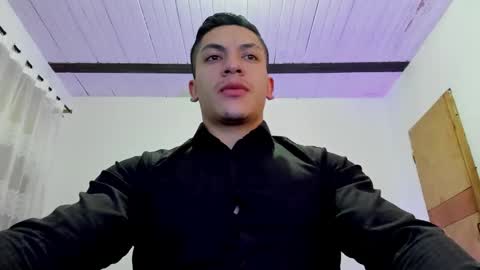 Snapshot of aquiles_51 chatting on February 2025 01:08:01 AM Jonathan online show from February 2025 01:08:01 AM