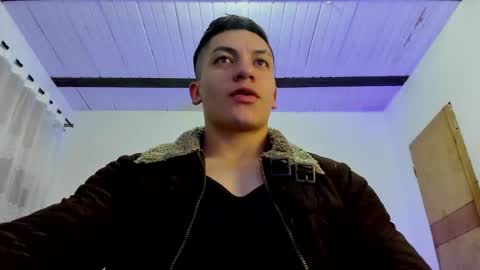 Snapshot of aquiles_51 chatting on February 2025 12:41:01 AM Jonathan online show from February 2025 12:41:01 AM