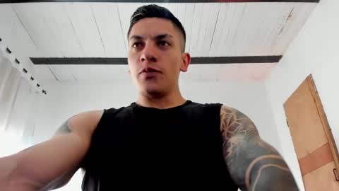 Snapshot of aquiles_51 chatting on March 2025 09:15:02 PM Jonathan online show from March 2025 09:15:02 PM