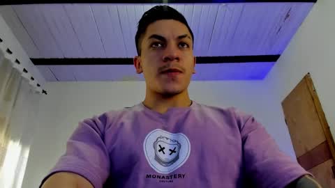 Snapshot of aquiles_51 chatting on March 2025 10:52:02 PM Jonathan online show from March 2025 10:52:02 PM