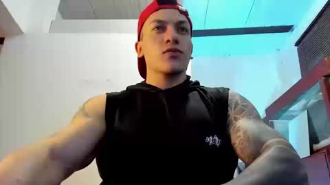 Snapshot of aquiles_51 chatting on September 2025 10:10:02 PM Jonathan online show from September 2025 10:10:02 PM