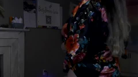 BustyPrincessLeila online show from January 2025 04:44:01 AM