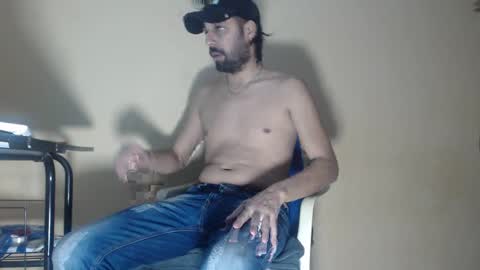 Snapshot of arabebigcock chatting on October 2025 06:55:02 AM ARABE online show from October 2025 06:55:02 AM