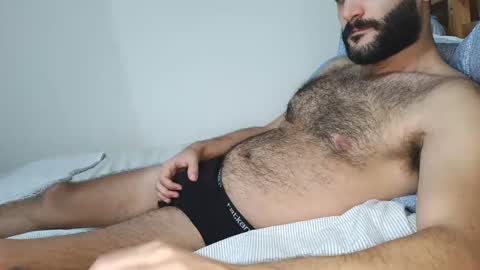Snapshot of arabhairy90 chatting on March 2025 03:09:02 PM hairycub online show from March 2025 03:09:02 PM