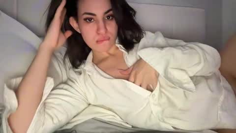 arabicbitchdream online show from October 2025 06:36:02 AM