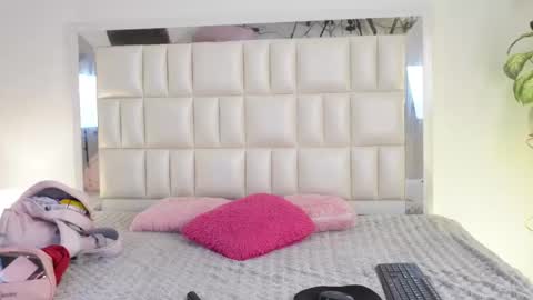   online show from February 2025 04:50:01 AM