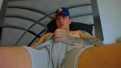 Archie online show from November 2025 06:43:01 PM