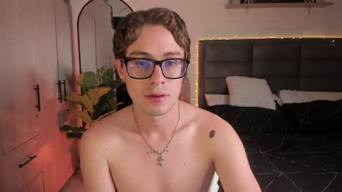 Archie online show from May 2026 12:08:02 AM
