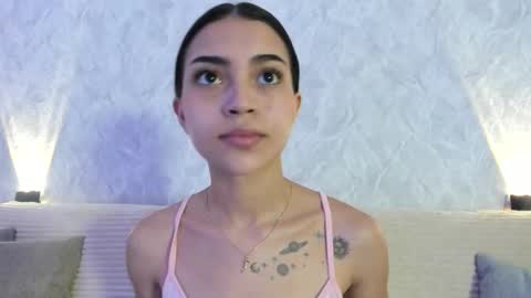    online show from December 2025 04:35:01 PM