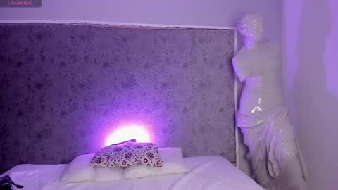 Snapshot of ari_sunshine chatting on September 2025 04:16:01 AM Ari online show from September 2025 04:16:01 AM