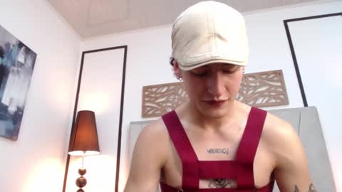 Snapshot of aria_and_orien chatting on March 2025 02:40:01 PM aria y orien online show from March 2025 02:40:01 PM