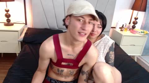 Snapshot of aria_and_orien chatting on March 2025 05:43:02 PM aria y orien online show from March 2025 05:43:02 PM