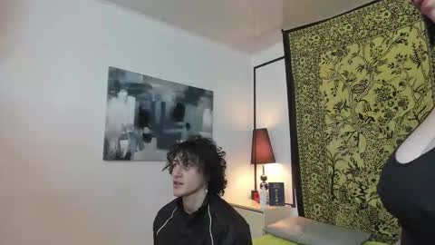 Snapshot of aria_and_orien chatting on October 2025 11:11:01 AM aria y orien online show from October 2025 11:11:01 AM