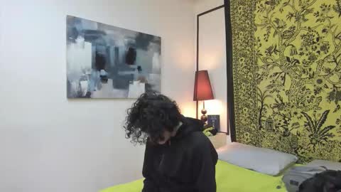 Snapshot of aria_and_orien chatting on October 2025 11:03:01 AM aria y orien online show from October 2025 11:03:01 AM