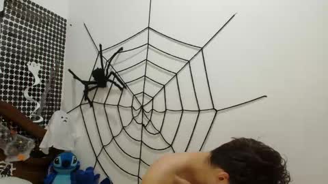 aria_arthur online show from October 2025 10:03:02 PM