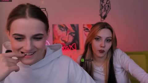 Luna online show from November 2025 05:51:02 AM