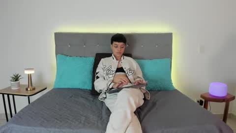 Aria Quintero online show from October 2025 11:30:01 AM
