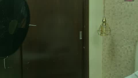 Snapshot of aria_sm chatting on November 2025 07:07:02 PM aria_sm online show from November 2025 07:07:02 PM