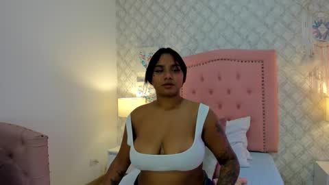 aria_star7 online show from October 2025 08:20:01 PM
