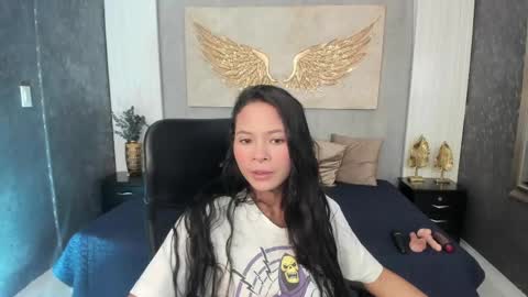 Snapshot of ariaa_belle chatting on May 2026 07:19:02 PM ARI online show from May 2026 07:19:02 PM