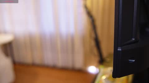 Snapshot of ariaa_isabell chatting on October 2025 06:28:02 PM Ariaa online show from October 2025 06:28:02 PM