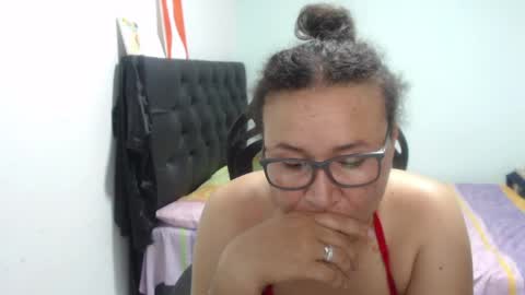 Snapshot of ariadna_6 chatting on May 2026 04:56:02 PM ...Ariana... online show from May 2026 04:56:02 PM