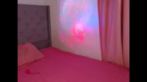 Ari online show from November 2025 07:19:01 AM