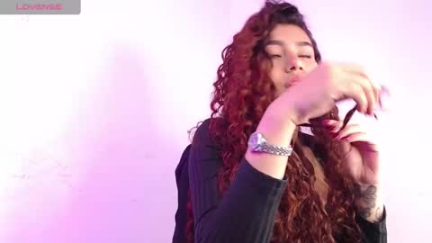 Ari online show from January 2025 06:12:02 PM