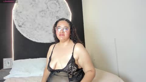 Snapshot of ariadnaruiz chatting on October 2025 08:09:01 PM Ariadna online show from October 2025 08:09:01 PM
