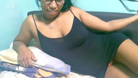 ariah13 online show from March 2026 06:32:01 PM