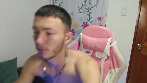 Snapshot of ariana_esteban07 chatting on February 2026 11:19:02 AM ariana_esteban07 online show from February 2026 11:19:02 AM