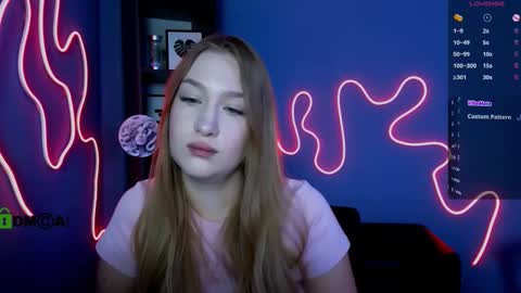 ariana_ross7 online show from September 2025 05:51:02 PM