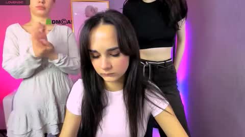 ariana_ross7 online show from November 2025 08:31:01 PM