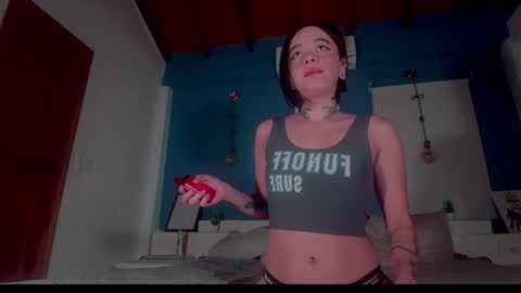 ariana_whitee online show from November 2025 11:36:02 PM