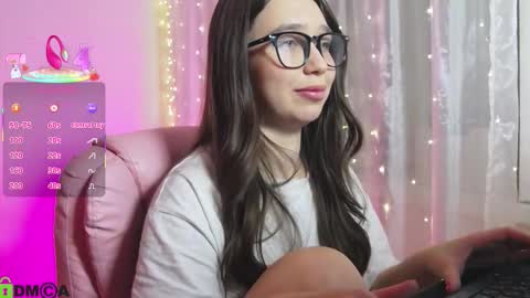 Snapshot of arianahot777 chatting on October 2025 11:37:01 PM arianahot777 online show from October 2025 11:37:01 PM