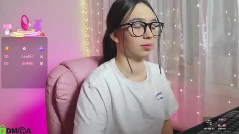 Snapshot of arianahot777 chatting on October 2025 09:37:01 PM arianahot777 online show from October 2025 09:37:01 PM