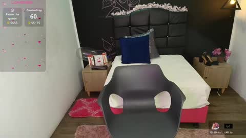 A R I A N N A  online show from November 2025 11:52:02 AM