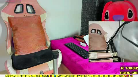 Arianna online show from September 2025 06:43:02 PM