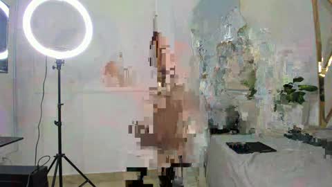 arielasm online show from October 2025 12:35:02 PM