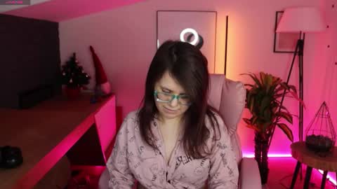 Ariell Mini online show from January 2026 02:21:01 PM