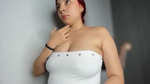 Stephany  online show from October 2025 03:36:02 AM