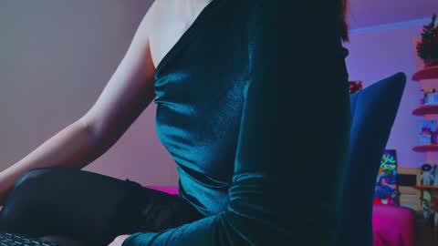 arielstonks_lovee online show from January 2025 05:01:01 AM