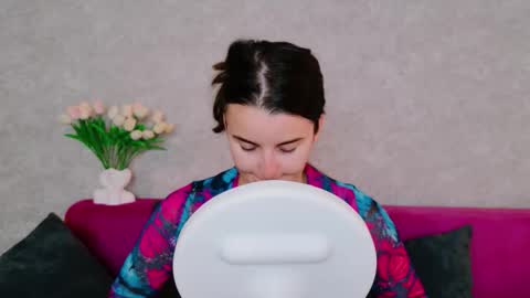 arielstonks_lovee online show from September 2025 03:17:01 AM