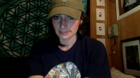 Snapshot of arielwyld chatting on December 2024 11:51:01 PM ariel colin when hes here online show from December 2024 11:51:01 PM