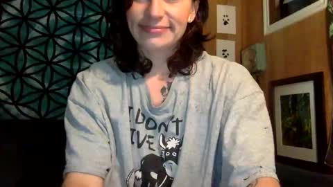Snapshot of arielwyld chatting on December 2024 01:54:02 PM ariel colin when hes here online show from December 2024 01:54:02 PM