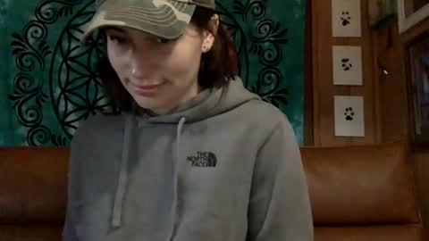 Snapshot of arielwyld chatting on March 2025 02:01:02 PM ariel colin when hes here online show from March 2025 02:01:02 PM