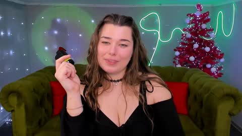 Snapshot of arigraynor chatting on December 2024 06:24:02 PM Ari online show from December 2024 06:24:02 PM