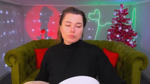 Snapshot of arigraynor chatting on January 2025 09:06:02 AM Ari online show from January 2025 09:06:02 AM