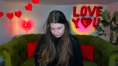 Snapshot of arigraynor chatting on February 2025 08:47:02 PM Ari online show from February 2025 08:47:02 PM